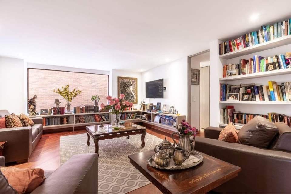 Apartamento en venta en El Refugio, Bogotá · foto 5 de 15