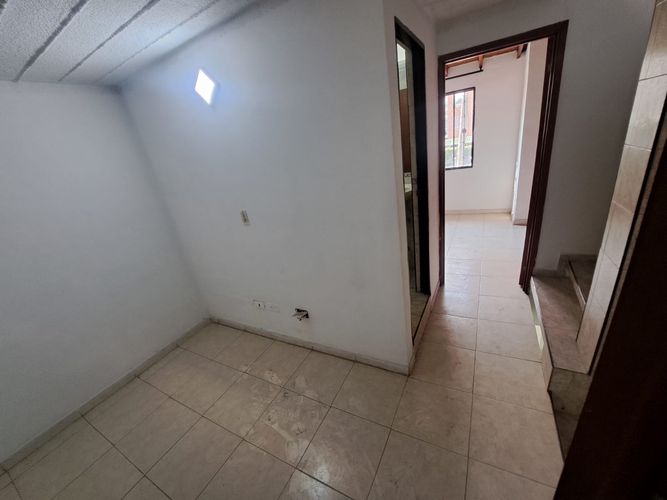 Casa de 3 alcobas en venta en Valle Del Lili, Cali, 86 m² · foto 15 de 24