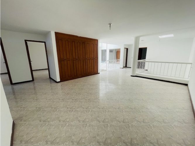 Casa de 4 alcobas en venta en El Ingenio, Cali, 250 m² · foto 17 de 24