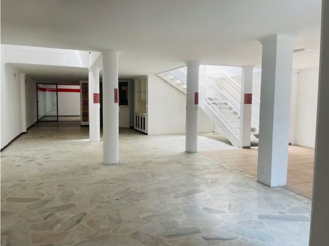 Casa de 4 alcobas en venta en El Ingenio, Cali, 250 m² · foto 18 de 24