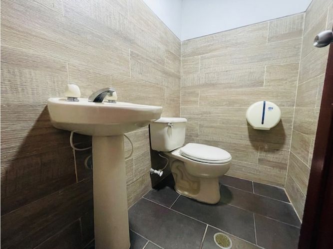 Casa de 4 alcobas en venta en El Ingenio, Cali, 250 m² · foto 21 de 24