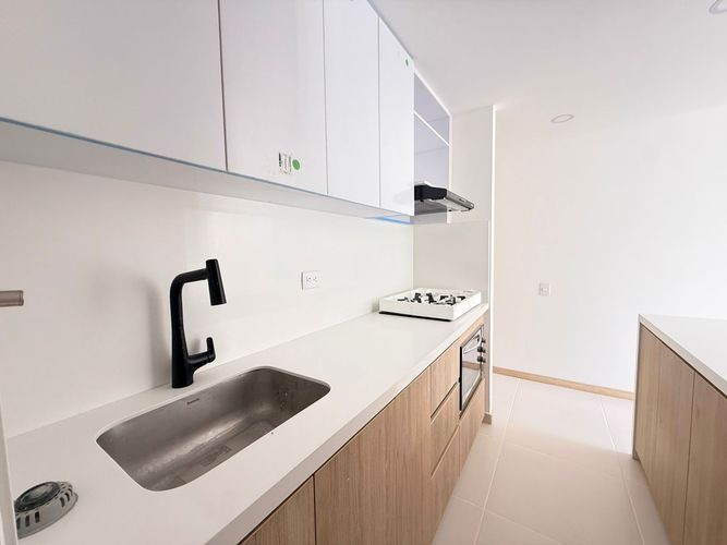 Apartamento de 3 alcobas en arriendo en Camino Verde, Envigado, 65 m² · foto 2 de 12