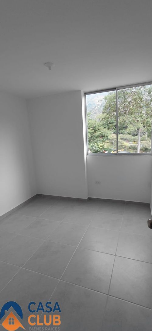 Apartamento de 2 alcobas en venta en Eds El Molino, Piedecuesta, 60 m² · foto 7 de 9