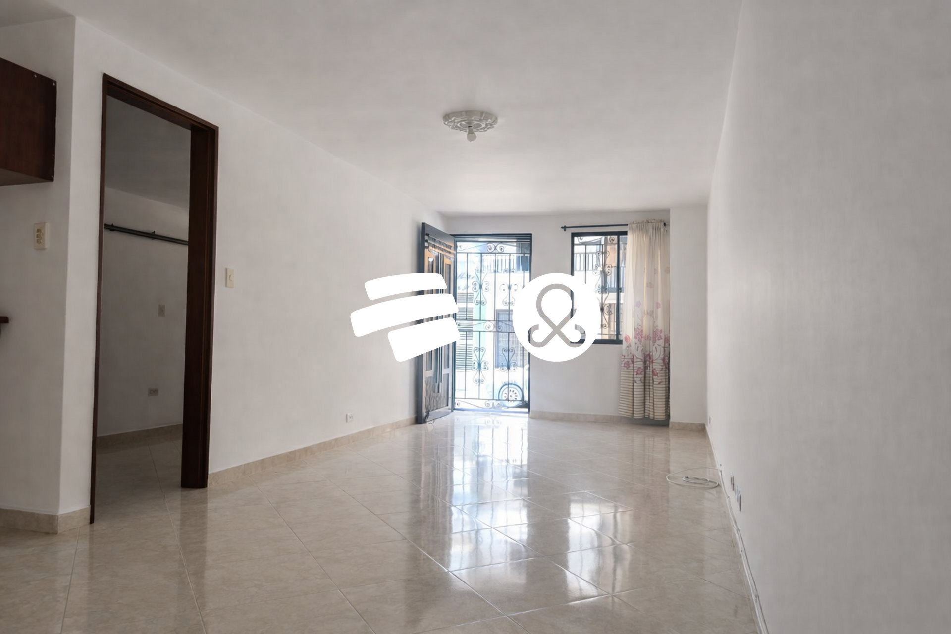 Casa en venta en Viviendas Del Sur, Itagüí · foto 2 de 22