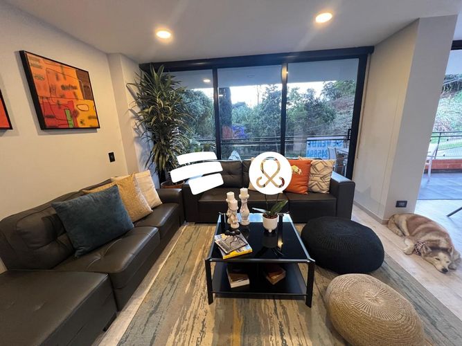 Apartamento de 3 alcobas en venta en El Poblado, Medellín, 150 m² · foto 5 de 24
