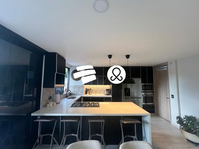 Apartamento de 3 alcobas en venta en El Poblado, Medellín, 150 m² · foto 6 de 24