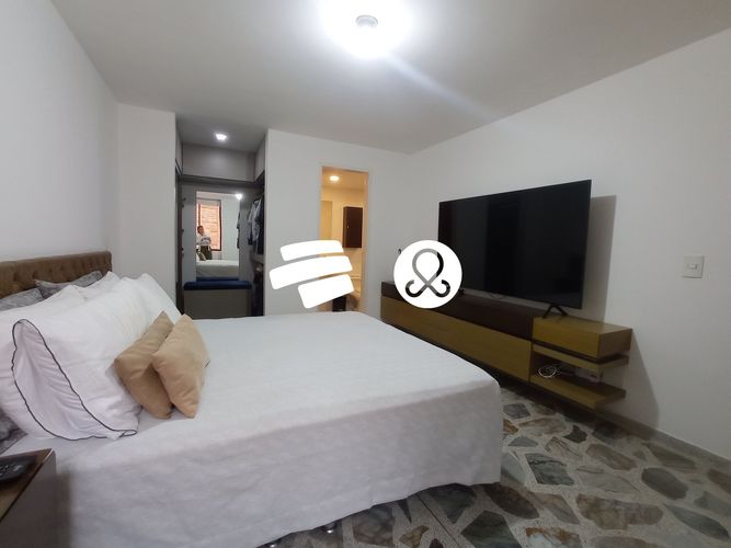 Apartamento de 4 alcobas en venta en Laureles, Medellín, 145 m² · foto 14 de 24