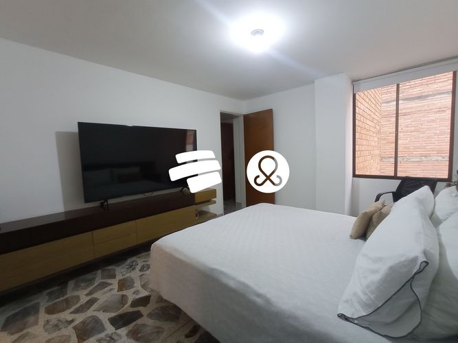 Apartamento de 4 alcobas en venta en Laureles, Medellín, 145 m² · foto 15 de 24