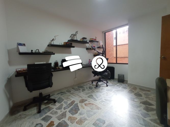 Apartamento de 4 alcobas en venta en Laureles, Medellín, 145 m² · foto 17 de 24