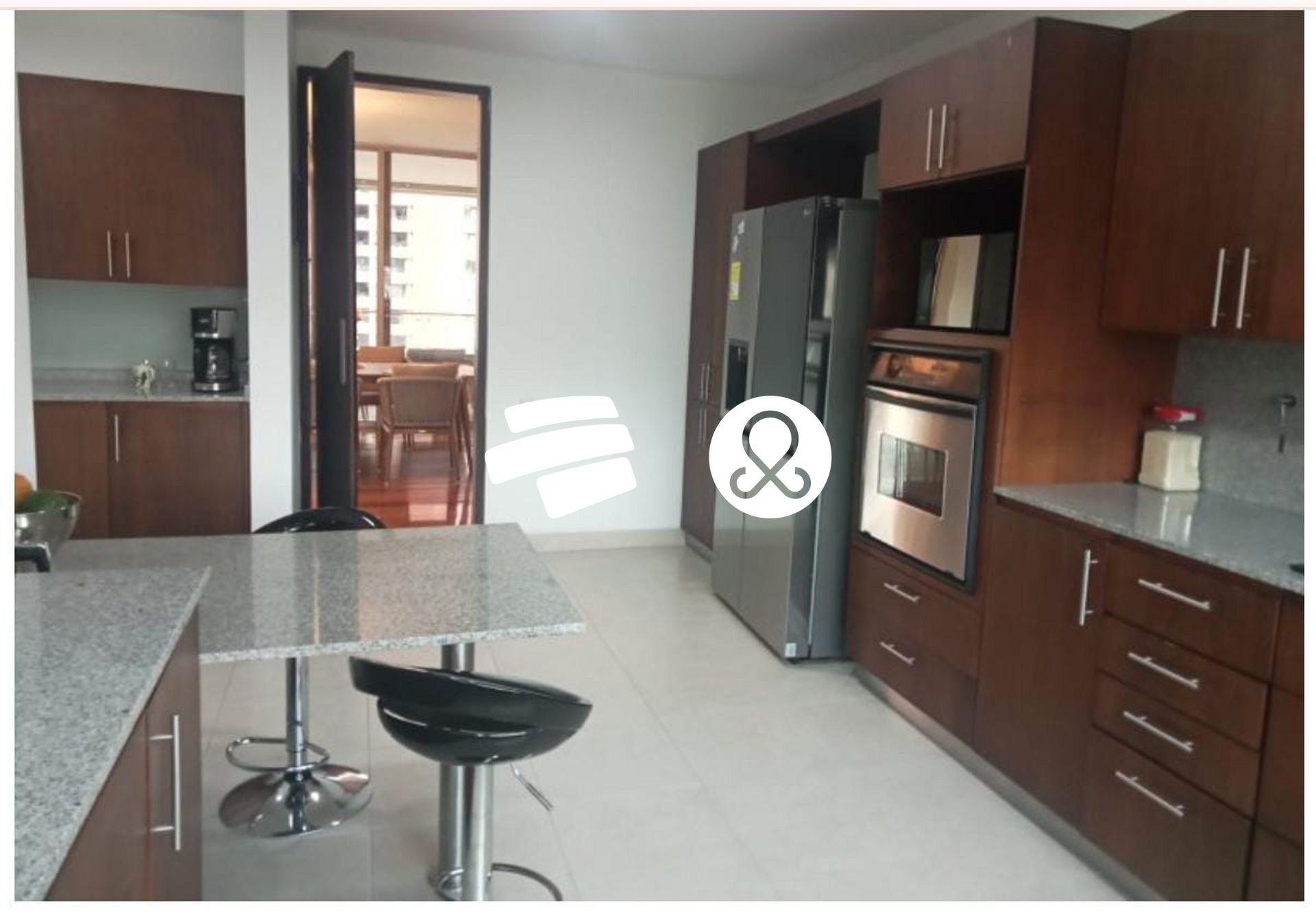 Apartamento en venta en El Poblado, Medellín · foto 3 de 17