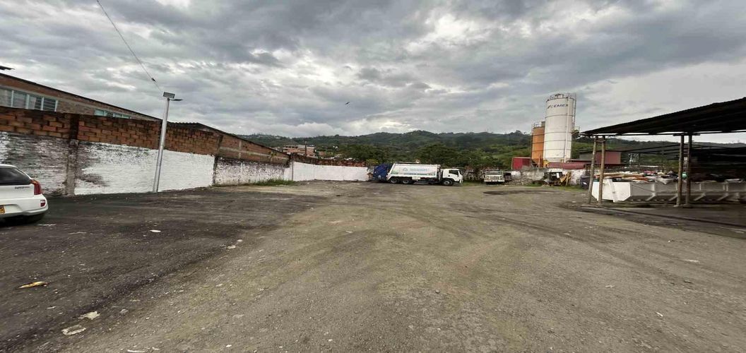 Lote en venta en Bosques De La Acuarela, Dosquebradas, 719 m² · foto 4 de 13