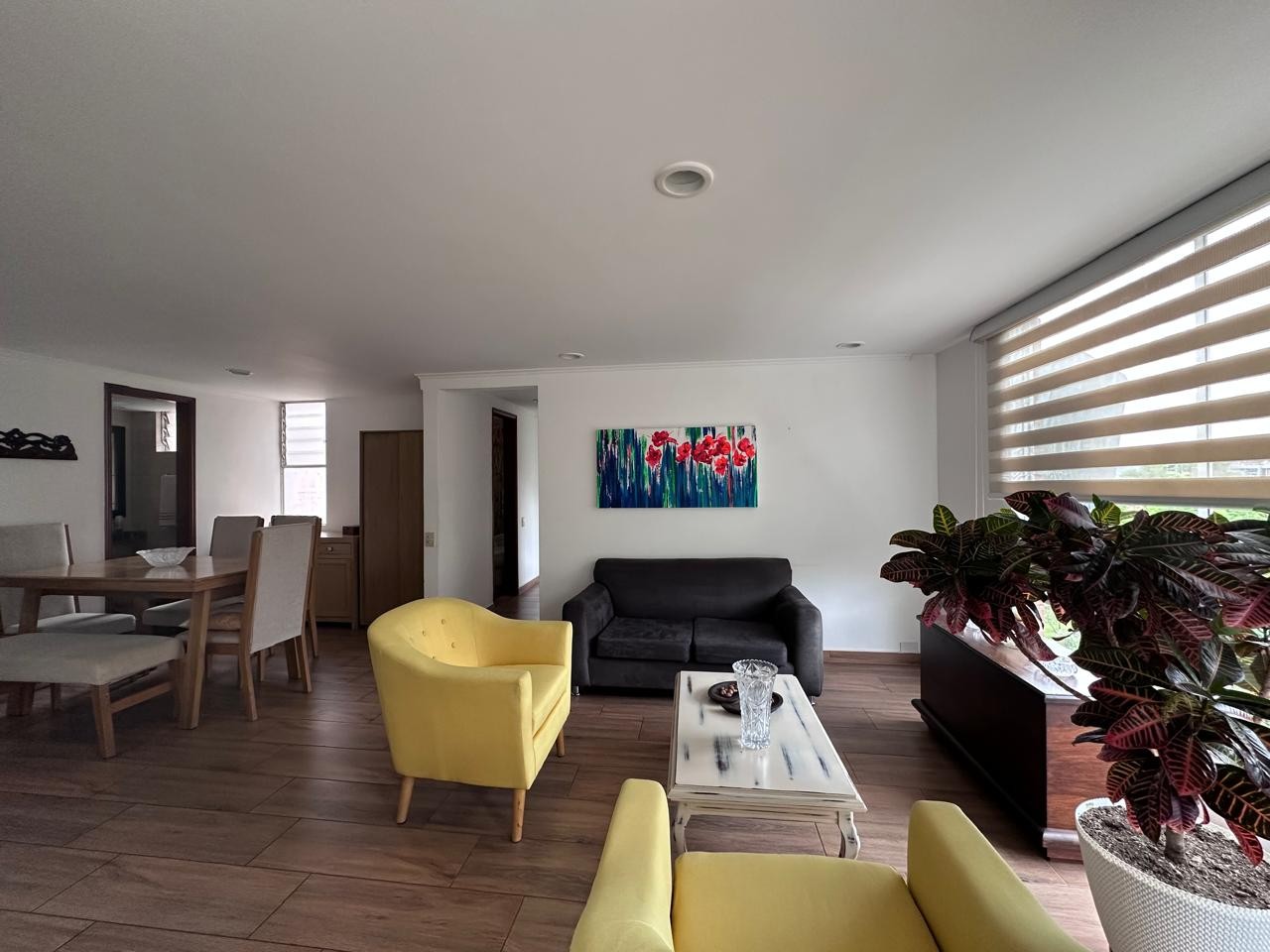 Apartamento en venta en El Poblado, Medellín · foto 2 de 20