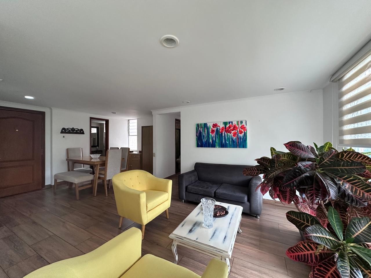 Apartamento en venta en El Poblado, Medellín · foto 5 de 20