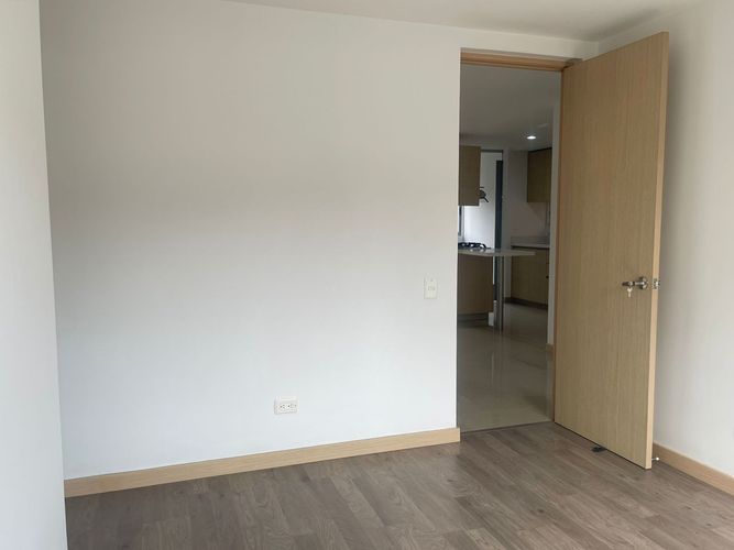 Apartamento de 2 alcobas en venta en San Jose, Sabaneta, 77 m² · foto 14 de 20