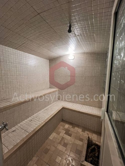 Casa de 4 alcobas en venta en Loma Del Escobero, Envigado, 382 m² · foto 11 de 24