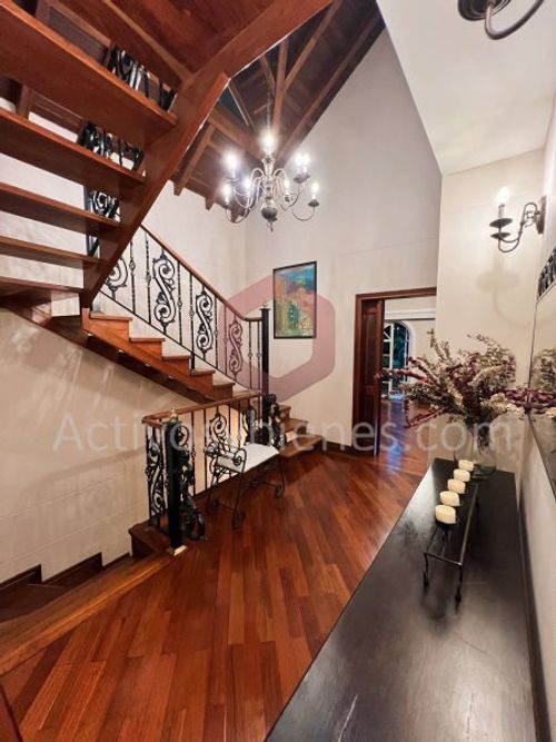 Casa de 4 alcobas en venta en Loma Del Escobero, Envigado, 382 m² · foto 12 de 24