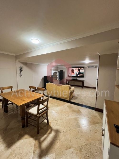 Casa de 4 alcobas en venta en Loma Del Escobero, Envigado, 382 m² · foto 21 de 24