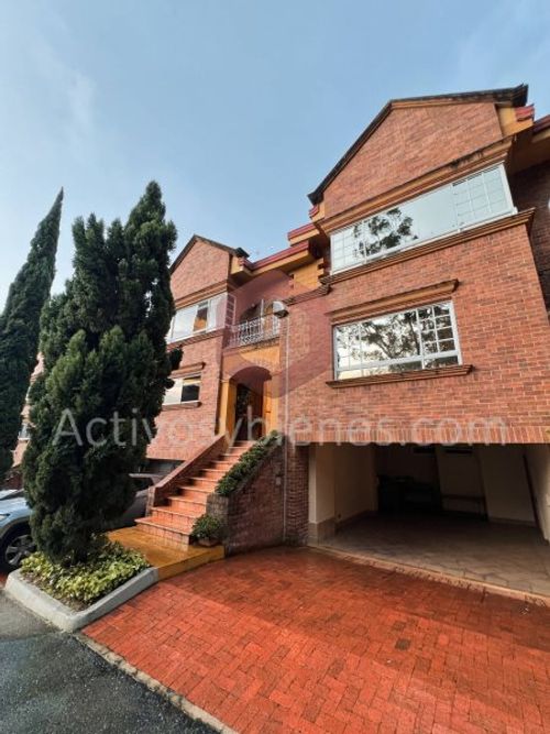 Casa de 4 alcobas en venta en Loma Del Escobero, Envigado, 382 m² · foto 24 de 24