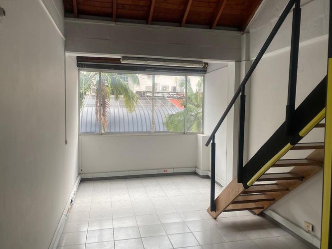 Oficina en arriendo en El Poblado, Medellín, 40 m² · foto 7 de 8