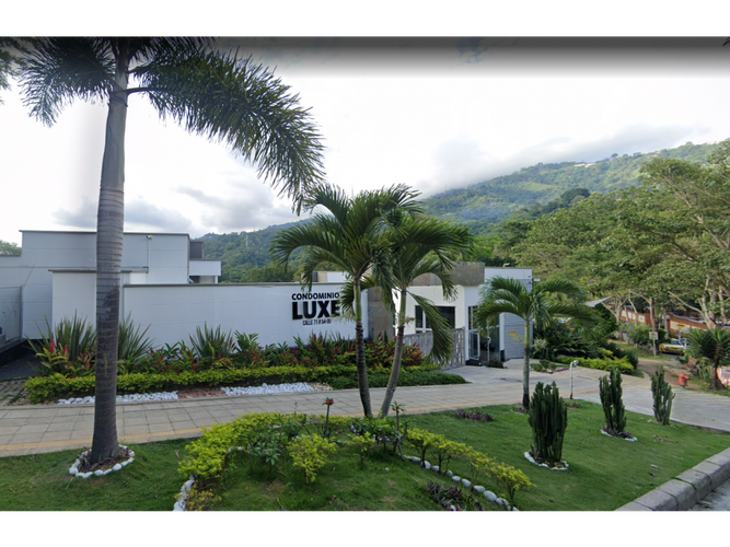 Casa de 3 alcobas en venta en Lagos Del Cacique, Bucaramanga, 225 m² · foto 2 de 19