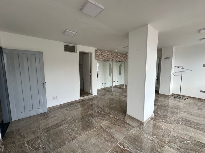 Local en arriendo en San Fernando, Armenia, 22 m² · foto 4 de 7