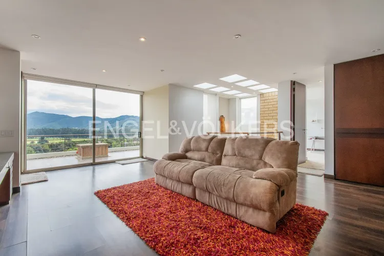 Casa de 4 alcobas en venta en Aposentos, Sopó, 376 m² · foto 9 de 20