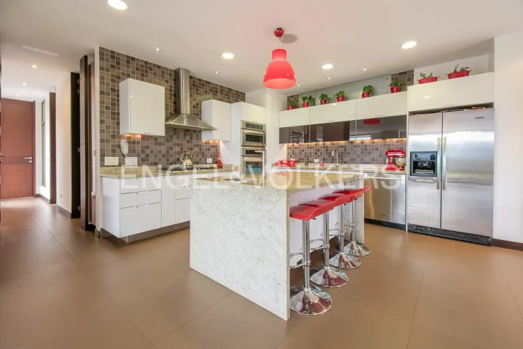 Casa de 4 alcobas en venta en Aposentos, Sopó, 376 m² · foto 5 de 20