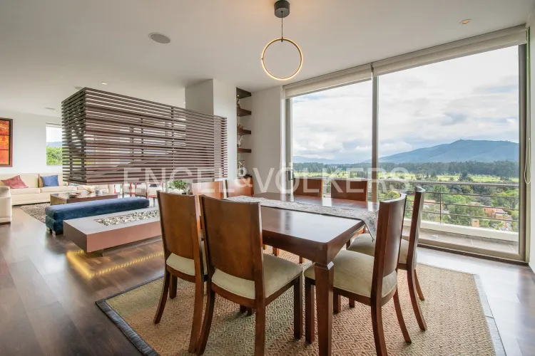 Casa de 4 alcobas en venta en Aposentos, Sopó, 376 m² · foto 4 de 20