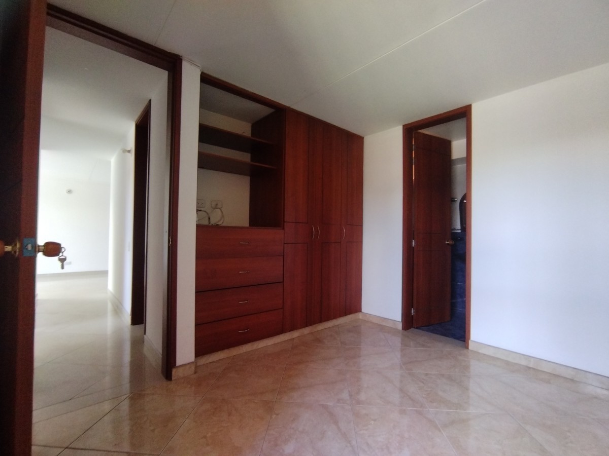 Apartamento en venta en Gran Britalia I, Bogotá · foto 10 de 12
