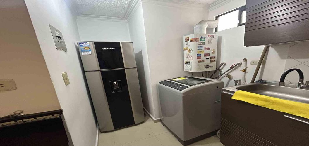 Apartaestudio en arriendo en Bosques De Santa Elena, Pereira, 40 m² · foto 4 de 19