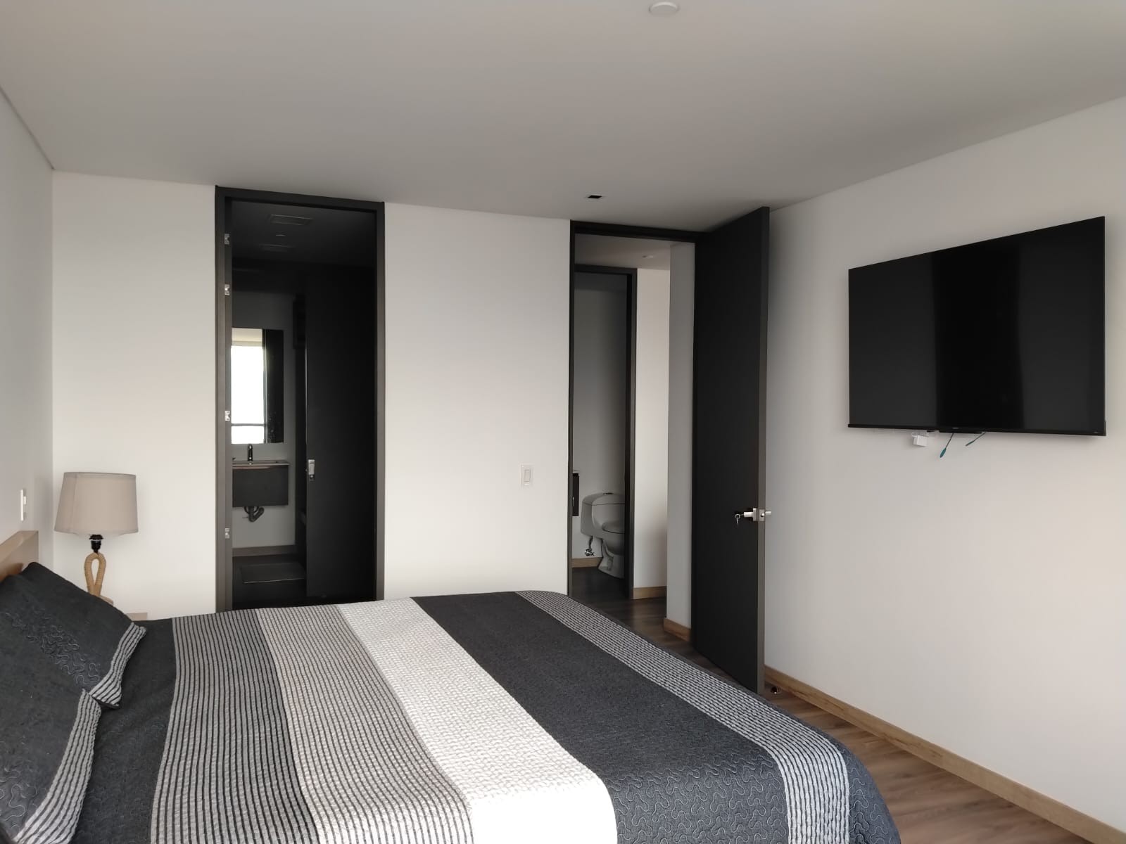 Apartamento en arriendo en El Poblado, Medellín · foto 9 de 20