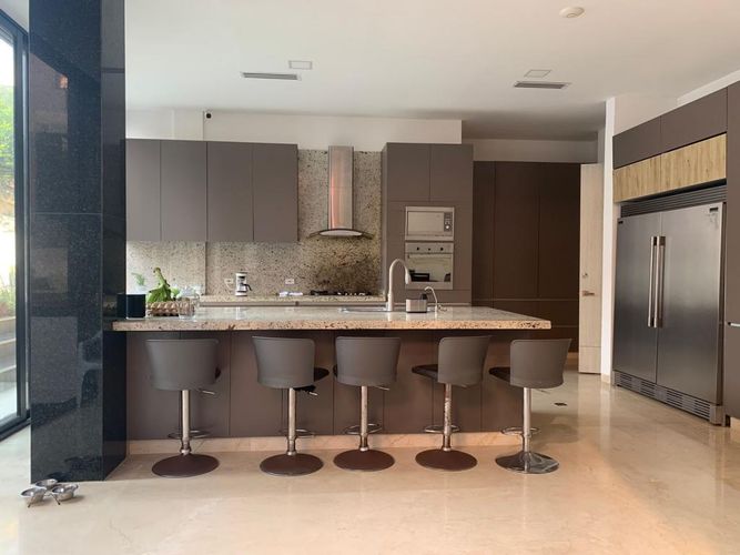 Casa de 5 alcobas en venta en Lagos Del Caujaral, Atlántico, 500 m² · foto 8 de 24