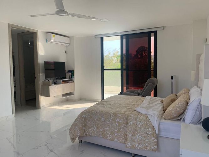 Casa de 5 alcobas en venta en Lagos Del Caujaral, Atlántico, 500 m² · foto 18 de 24