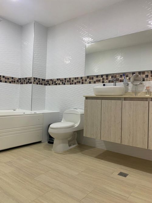 Casa de 5 alcobas en venta en Lagos Del Caujaral, Atlántico, 500 m² · foto 19 de 24