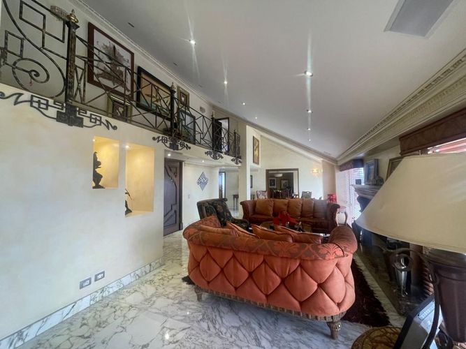 Apartamento de 5 alcobas en venta en Los Rosales, Bogotá, 279 m² · foto 4 de 24