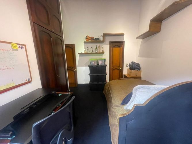 Apartamento de 5 alcobas en venta en Los Rosales, Bogotá, 279 m² · foto 15 de 24