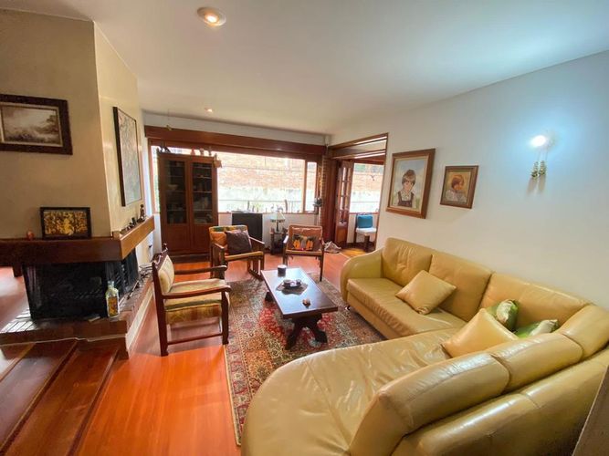 Apartamento de 4 alcobas en venta en Barrios Unidos, Bogotá, 206 m² · foto 2 de 24