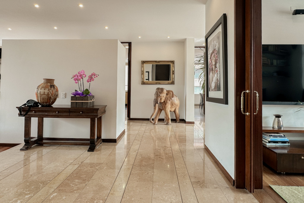 Apartamento en venta en El Refugio, Bogotá · foto 6 de 24