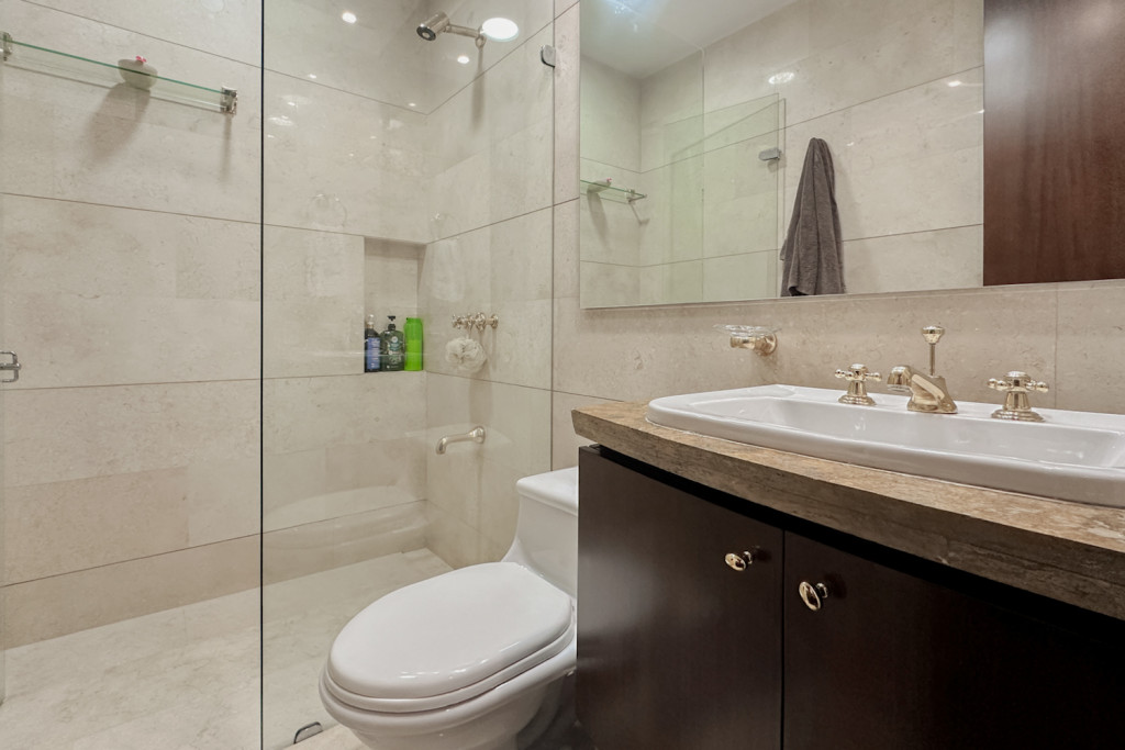 Apartamento en venta en El Refugio, Bogotá · foto 22 de 24