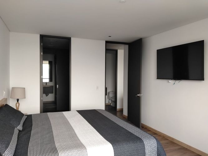 Apartamento de 2 alcobas en arriendo en El Poblado, Medellín, 120 m² · foto 11 de 20