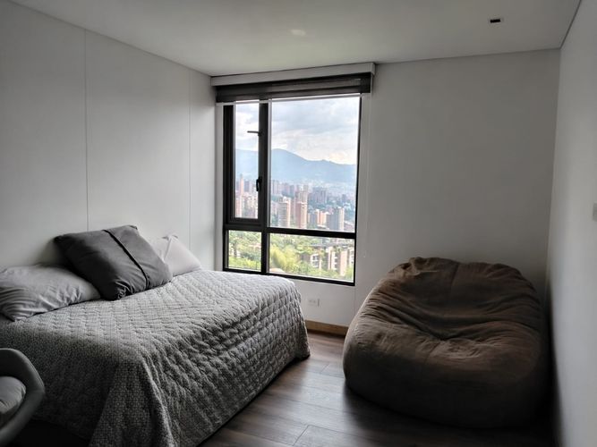 Apartamento de 2 alcobas en arriendo en El Poblado, Medellín, 120 m² · foto 15 de 20