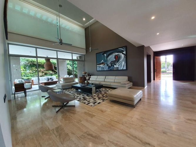 Casa de 6 alcobas en venta en Altos Del Prado, Barranquilla, 1100 m² · foto 3 de 24