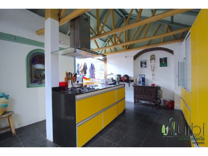 Casa de 4 alcobas en venta en Tuna Alta, Bogotá, 700 m² · foto 3 de 20