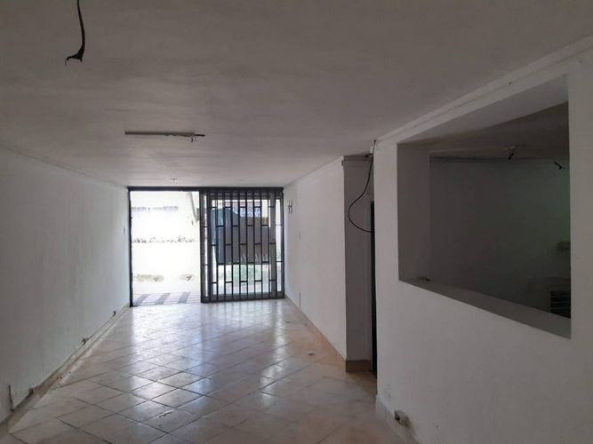Local en arriendo en El Poblado, Medellín, 40 m² · foto 13 de 23
