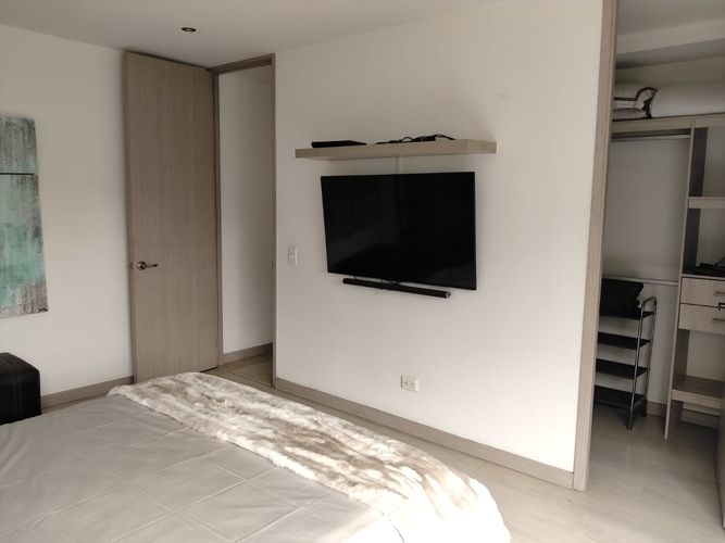 Apartamento de 3 alcobas en arriendo en El Poblado, Medellín, 135 m² · foto 10 de 20