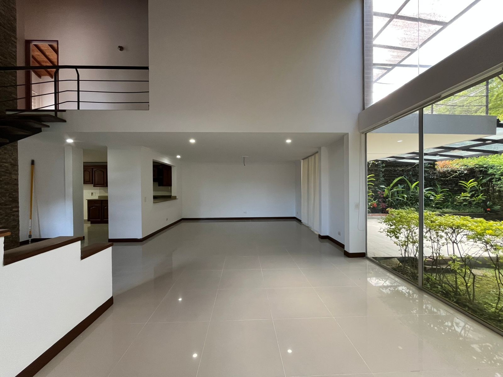 3BR House in Santa Elena (180 m²) - 2