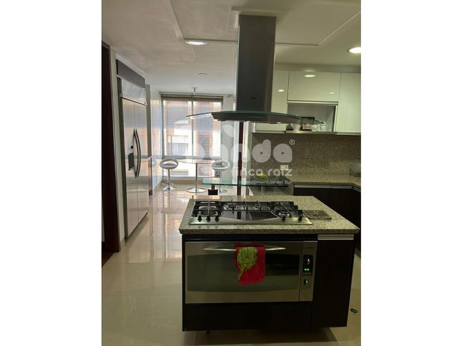 Apartamento en venta en Santa Barbara, Bogotá · foto 8 de 22