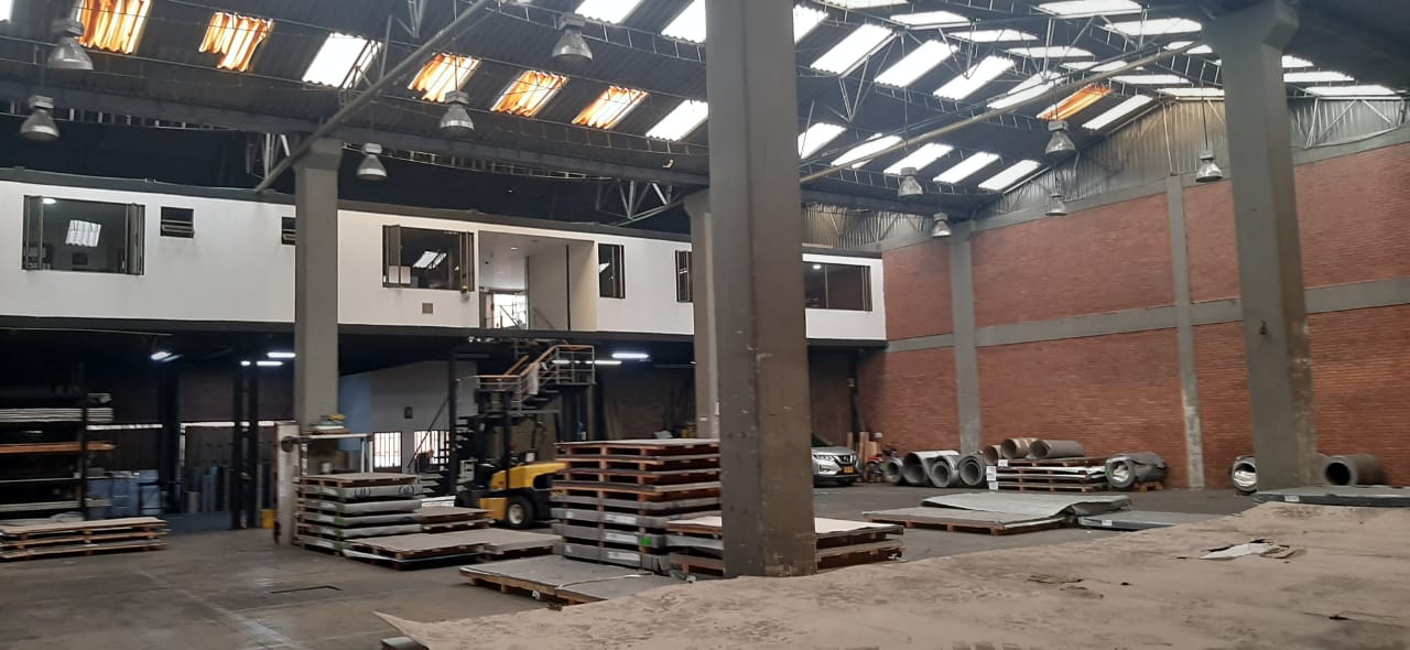 Bodega en Arriendo en Montevideo, Bogotá
