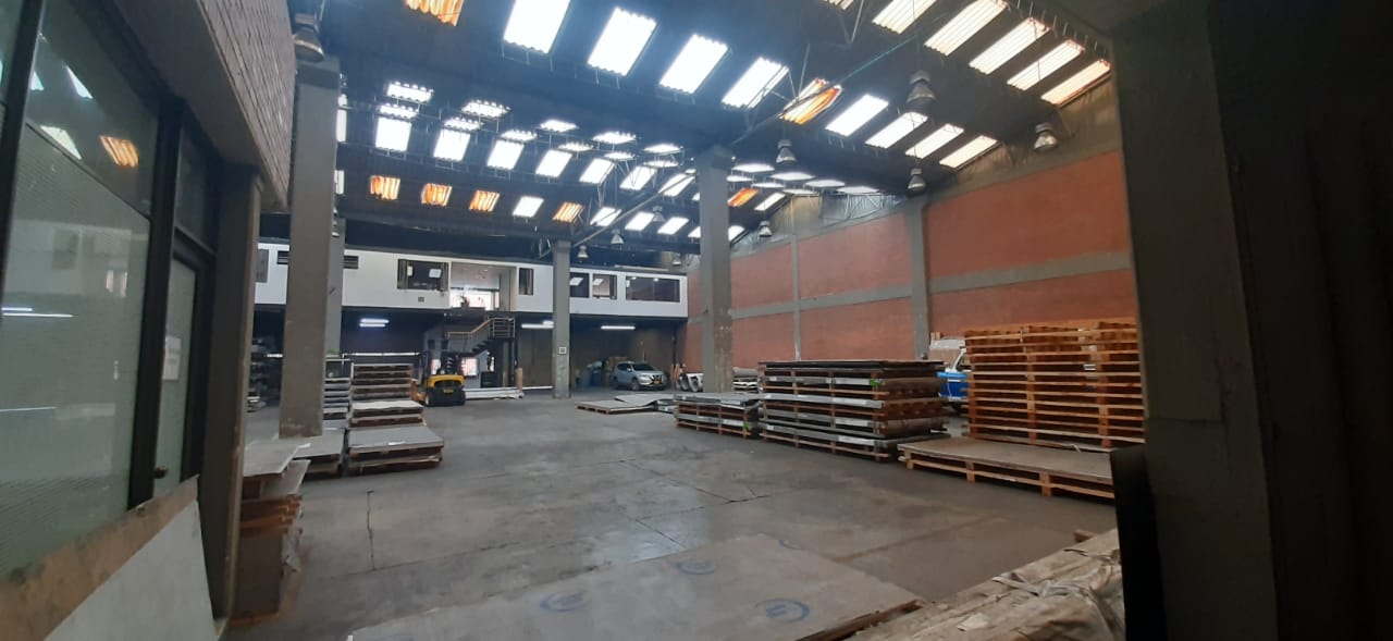 Bodega en Arriendo en Montevideo, Bogotá