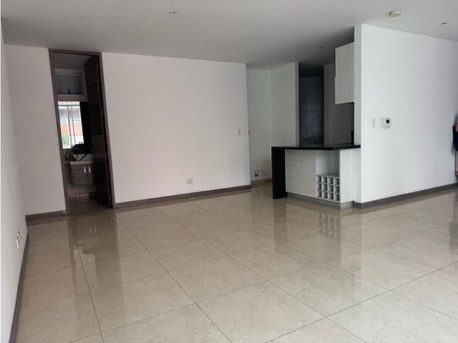 Apartamento de 2 alcobas en venta en Normandia, Cali, 126 m² · foto 6 de 14